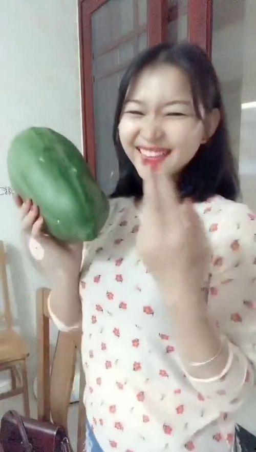 筱筱姐姐吃瓜,揭秘娱乐圈幕后故事